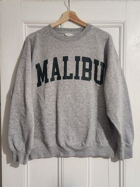 Malibu Grey Crewneck Sizw Medium
